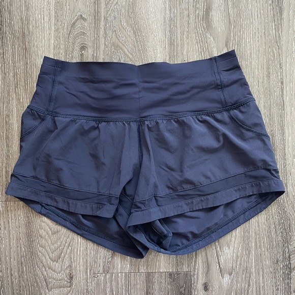 Lululemon HR shorts - Picture 1 of 4